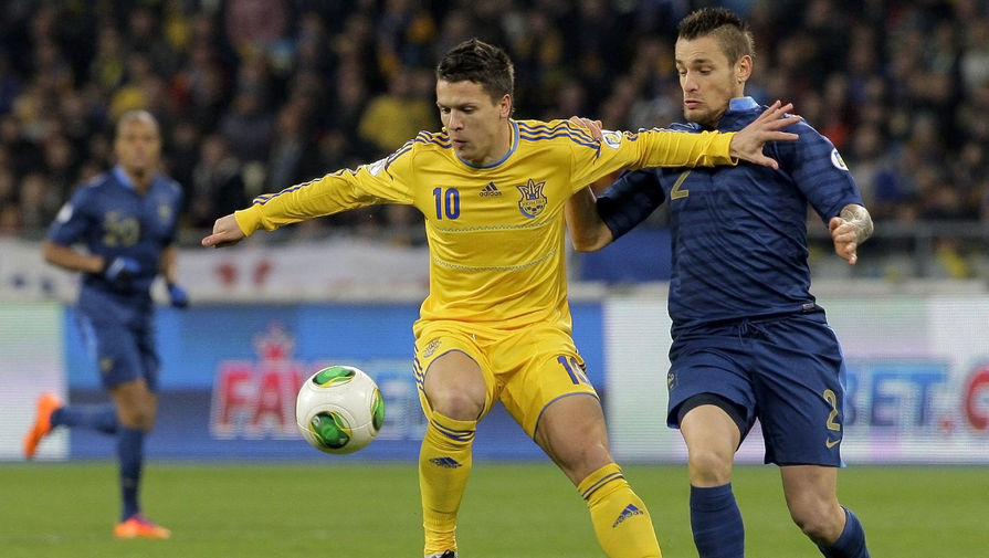 В стыковых матчах перед чемпионатом мира — 2014 сборная Украины дома обыграла Францию со счетом 2:0, но уступила на выезде (0:3) и в Бразилию не попала
