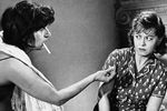 В 1959 году Мазина сыграла в фильме Ренато Кастеллани «Ад посреди города». Режиссер лично сочинил роль для актрисы — на экране она воплотила образ горничной Лины, которая попадает в тюрьму из-за махинаций своего возлюбленного
