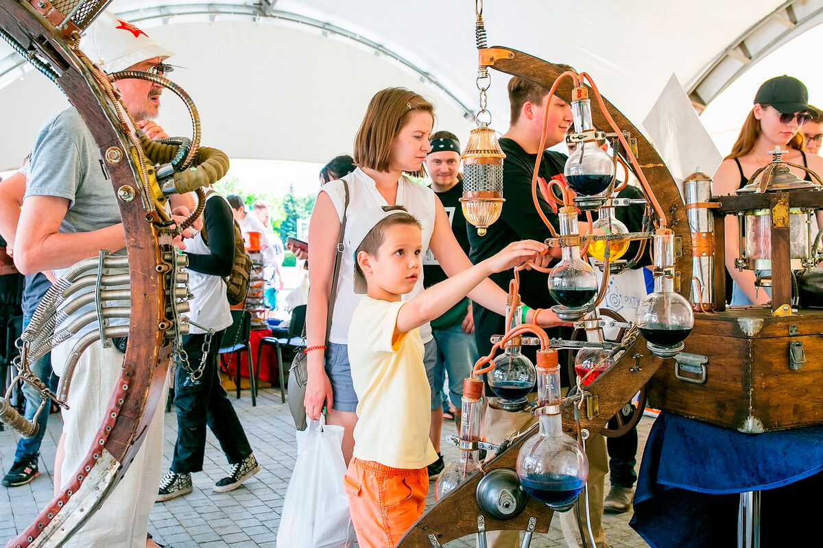 На фестивале Geek Picnic в Москве прошел парад самодельных электромашин -  Газета.Ru | Новости