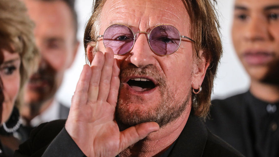 Участники U2 Боно и Эдж сыграли кавер на песню ABBA "SOS"