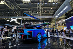 Концепт летающего автомобиля Xpeng AeroHT на международном автосалоне Auto China 2024 в Пекине