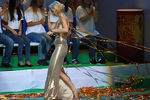 Певица Полина Гагарина во время выступления на церемонии открытия Всероссийских соревнований, входящих в программу летней Паралимпиады
