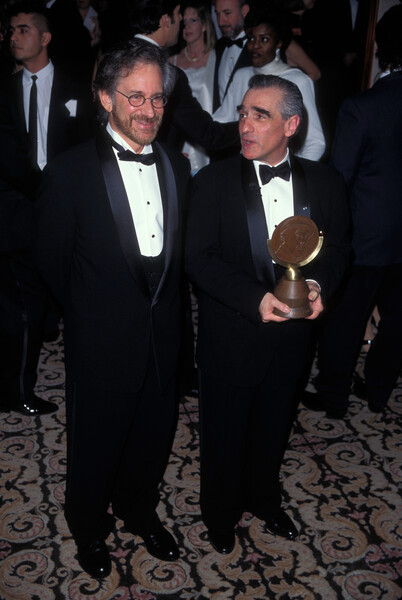Режиссеры Стивен Спилберг и Мартин Скорсезе на&nbsp;церемонии премии Джона Хьюстона в&nbsp;Голливуде, Калифорния, 1996&nbsp;год