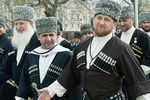2011 год. Рамзан Кадыров (справа) во время празднования Дня чеченского языка в Грозном