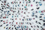 Участники на дистанции Всероссийской массовой лыжной гонки «Лыжня России - 2019», 9 февраля 2019 года