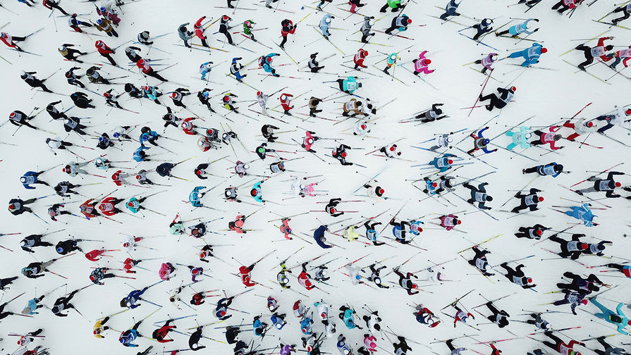Участники на&nbsp;дистанции Всероссийской массовой лыжной гонки &laquo;Лыжня России&nbsp;- 2019&raquo;, 9 февраля 2019 года