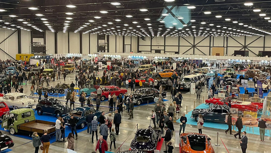 На крупнейшей ретровыставке России покажут 300 раритетных авто