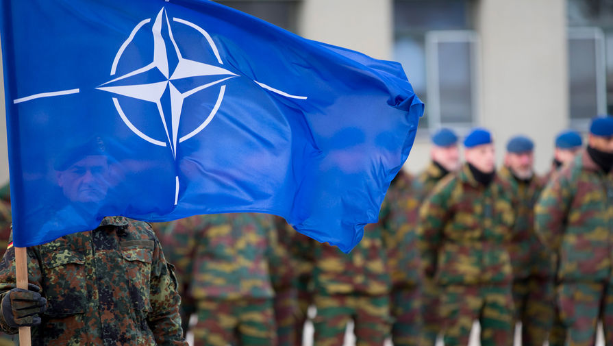 Минобороны ФРГ: Россия не имеет права навязывать НАТО свои взгляды