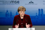 Канцлер ФРГ Ангела Меркель выступает на Мюнхенской конференции