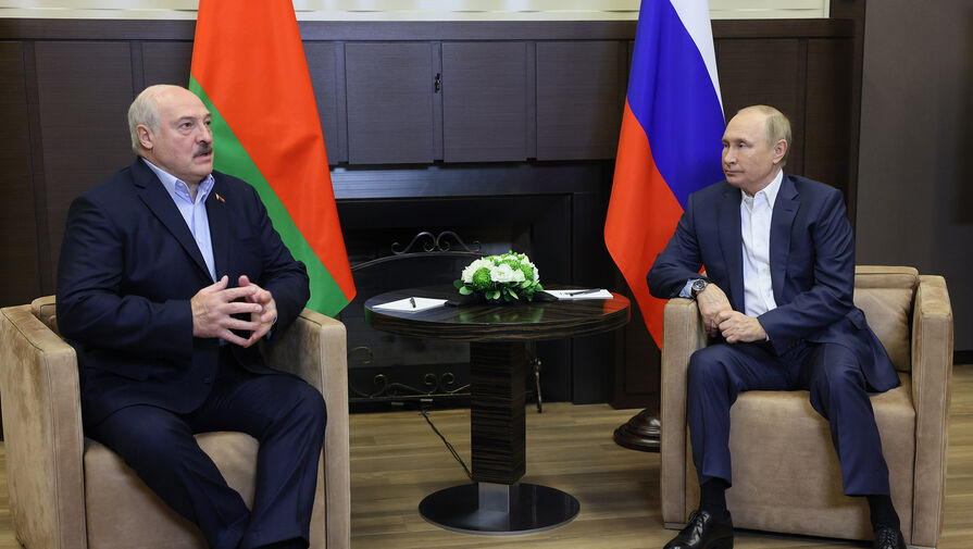 Лукашенко отреагировал на выезд из России мужчин призывного возраста фразой пусть бегут