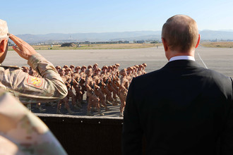 Владимир Путин во время посещения авиабазы «Хмеймим» в Сирии, 11 декабря 2017 года
