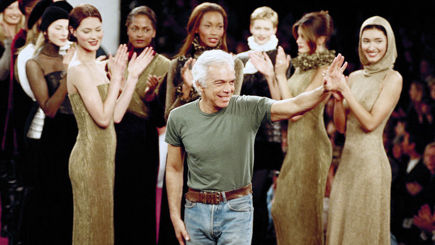 Ральф Лорен во время показа своей коллекции в Нью-Йорке, 1994 год