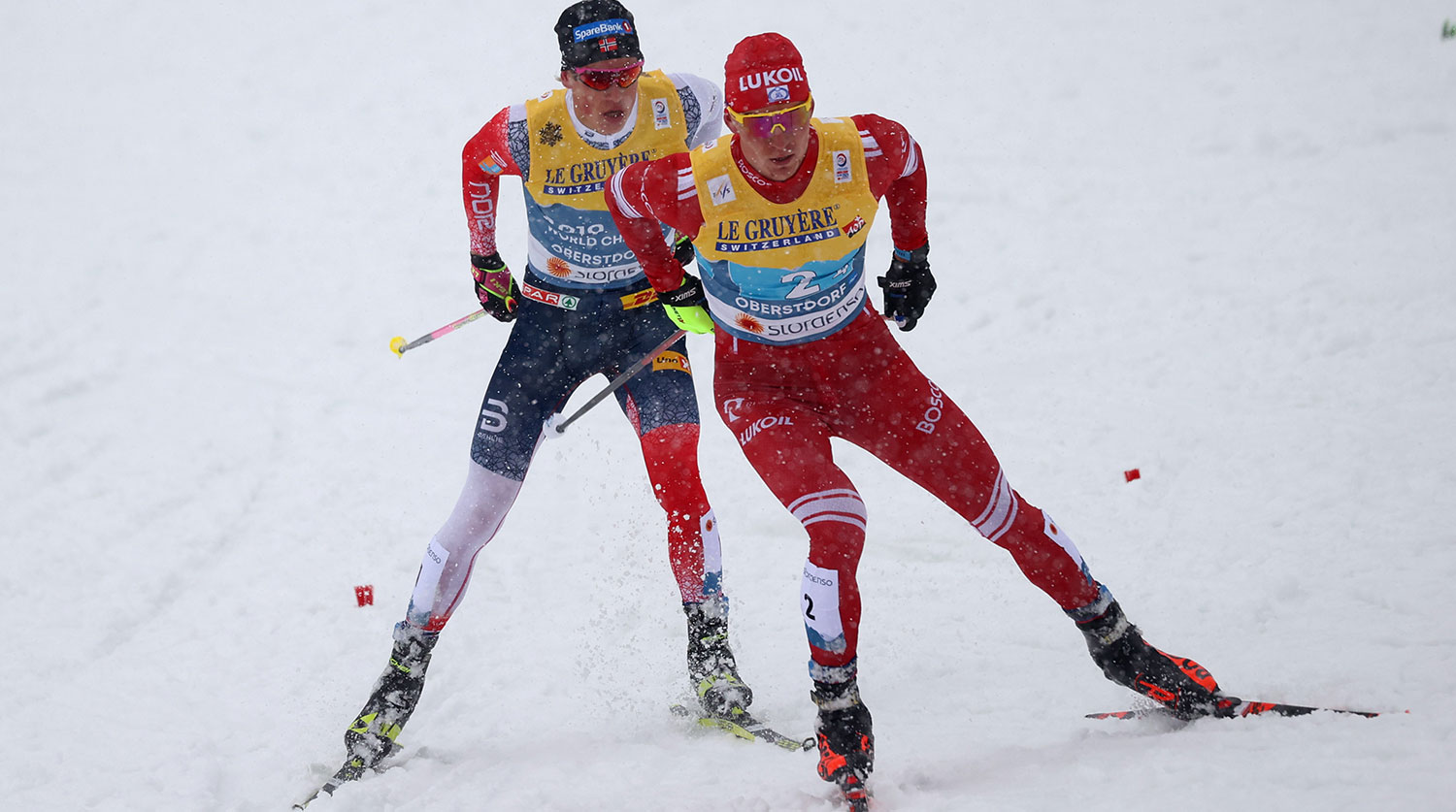15 км гонка преследования. Норвежский лыжник Йоханнес Клэбо. Йоханнес Клэбо 2021. Клебо и Большунов. Лыжные гонки Большунов Клебо.