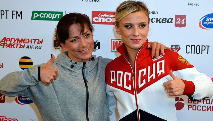 Двукратная чемпионка мира по спортивной гимнастике Оксана Чусовитина (Узбекистан) и двукратная...