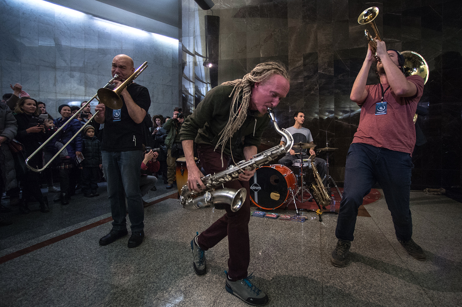 Концерт 1/2 Orchestra в вестибюле станции Московского метрополитена «Маяковская» в рамках Всероссийской культурно-образовательной акции «Ночь искусств»