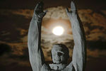 Памятник Юрию Гагарину на Байконуре
