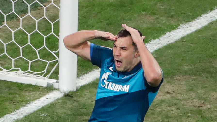 Артем Дзюба празднует гол в матче «Зенит» — «Динамо»