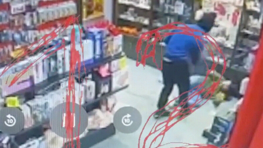 В Подмосковье мужчина напал на продавца секс-шопа и забрал деньги из кассы