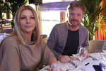 Валдис Пельш с супругой Светланой на ужине-шоу Graf Story с участием иллюзиониста Евгения Воронина в ресторане-яхте «Чайка», 2013 год
