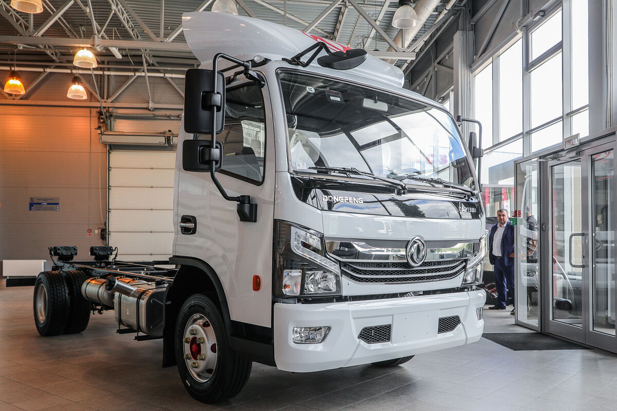 Росстандарт выявил проблему в китайских грузовиках Dongfeng - Газета.Ru |  Новости