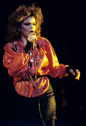 Лариса Долина, 1988 год