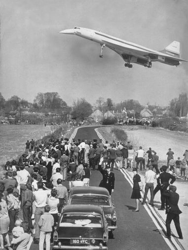 Первый полет прототипа № 001 самолета &laquo;Конкорд&raquo; в&nbsp;Фэрфорде, графство Глостершир, 1969 год