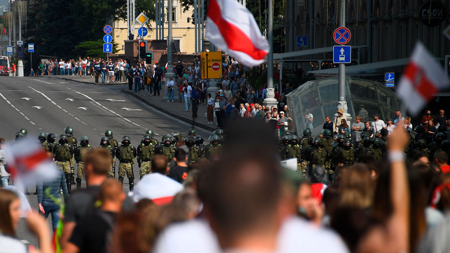Во время «Марша мира и независимости» в&nbsp;Минске, 30 августа 2020 года