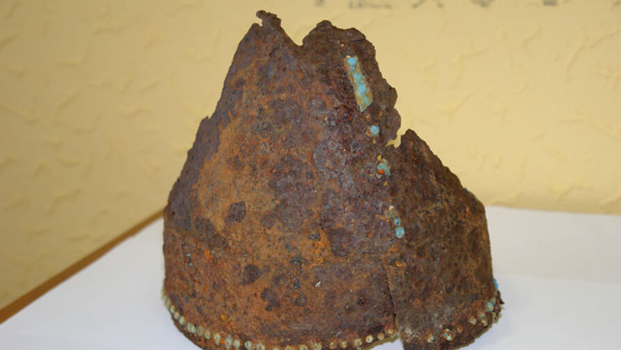 В Коми нашли уникальный древний железный шлем возрастом 1500 лет