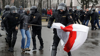 Сотни человек задержаны в Минске во время акции протеста