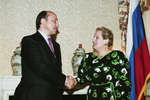 Министр иностранных дел России Игорь Иванов и Государственный секретарь США Мадлен Олбрайт во время встречи в Нью-Йорке, 1998 год