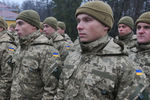 Украинские военнослужащие на торжественном открытии многонациональной тренировки подразделений вооруженных сил Украины