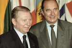 Президент Украины Леонид Кучма и президент Франции Жак Ширак на встрече глав государств и правительств стран-участниц Совета Европы, 1997 год
