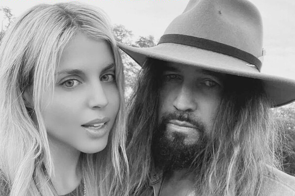 Аю мен оның әйелі секс