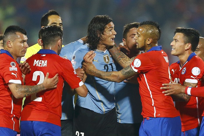Удаление Эдинсона Кавани привело к вылету Уругвая с Кубка Америки