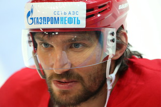 Александр Овечкин — гроза камер журналистов