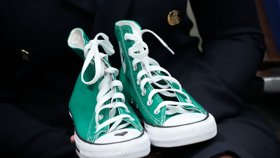 Американская компания Converse осталась в России под новым названием NCF