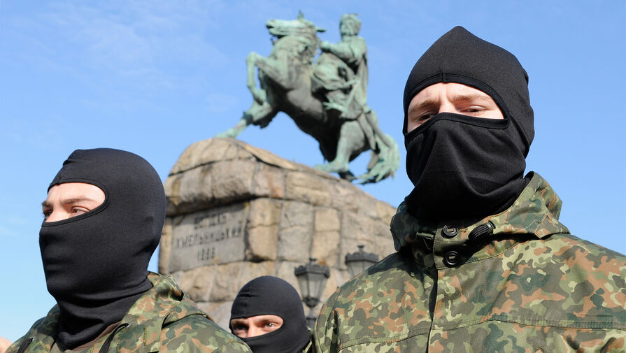 РИА Новости: российский военный рассказал, как украинские нацбатальоны изводят граждан