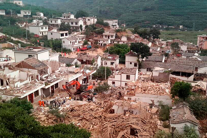 Последствия землетрясения в&nbsp;провинции Юньнань