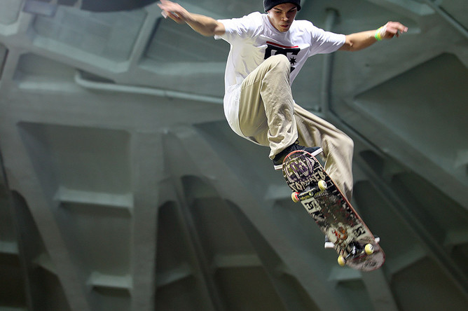Участник чемпионата World Cup Skateboarding в Москве