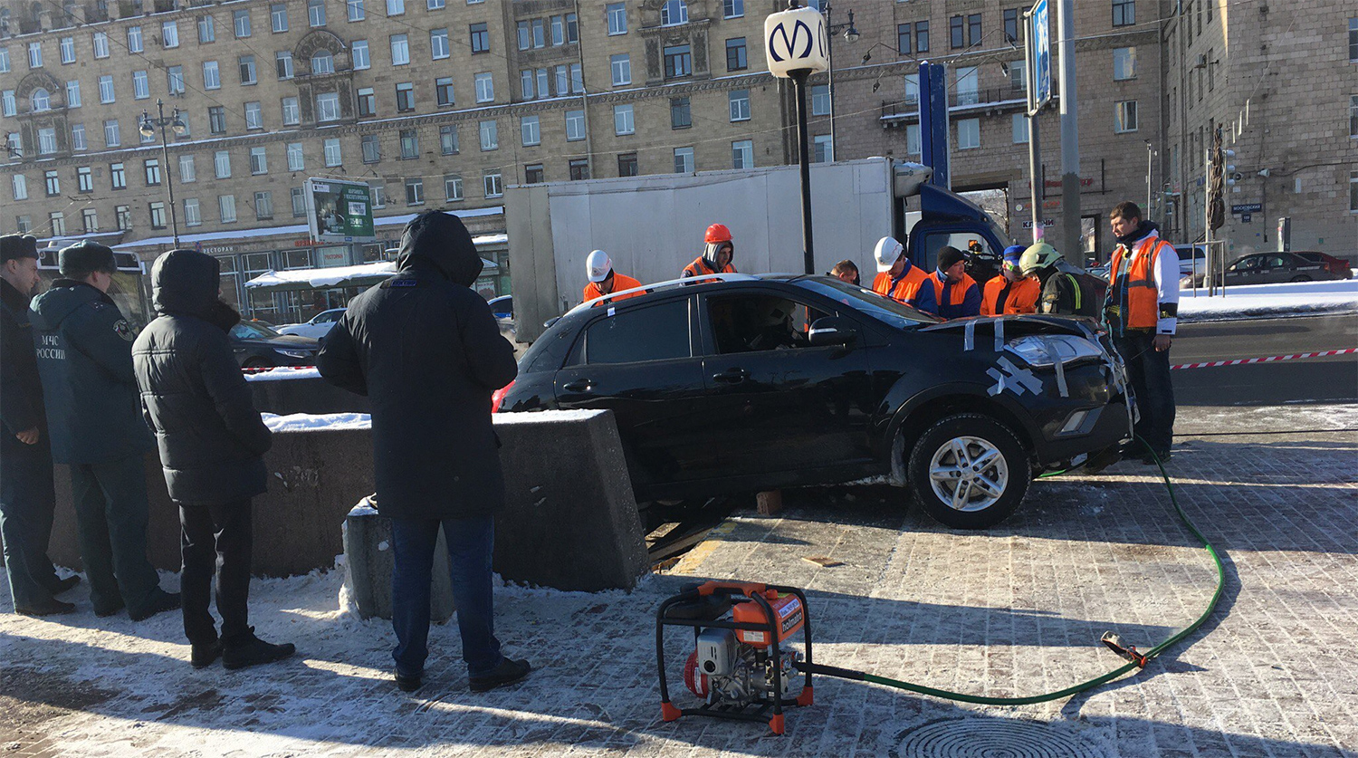 Ситуация у станции метро «Московская» в Санкт-Петербурге, 21 февраля 2018 года