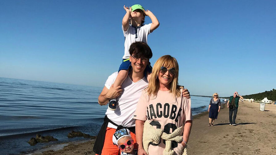 Поклонники Максима Галкина предложили ему стать президентом России вслед за Вайкуле