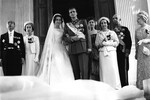 Королева Испании София и принц Хуан Карлос во время церемонии бракосочетания, 1962 год