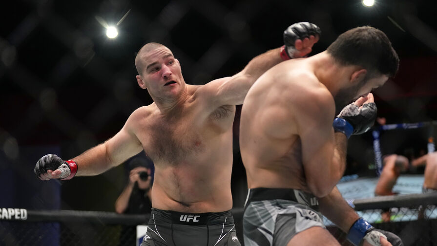 Стало известно имя нового чемпиона UFC в среднем весе