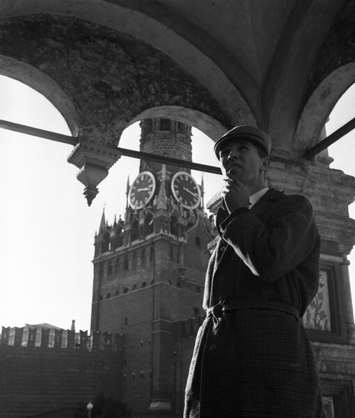 Вячеслав Зайцев во время прогулки по&nbsp;Москве, 1964&nbsp;год