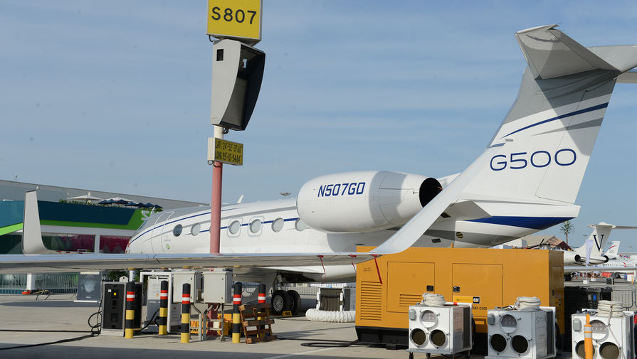 Американская авиастроительная корпорация Gulfstream Aerospace Corporation показала на&nbsp;Dubai Airshow 2019 бизнес-джеты G500, G600 и G650. В&nbsp;бизнес-джете Gulfstream G500 предусмотрены индивидуальные кабины с&nbsp;креслами, адаптированными под&nbsp;потребности клиента. Стоимость нового самолета Gulfstream G500 – $44,6 млн