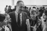 Писатель Анатолий Алексин во время встречи со школьниками Минска на Книжной неделе, 1987 год