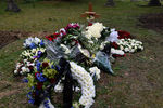 Могила Бориса Березовского на кладбище Бруквуд в английском графстве Суррей, май 2013 года