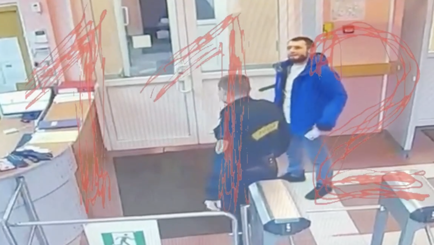 В Москве задержали вооруженного пистолетом и трубой мужчину, пытавшегося пройти в школу