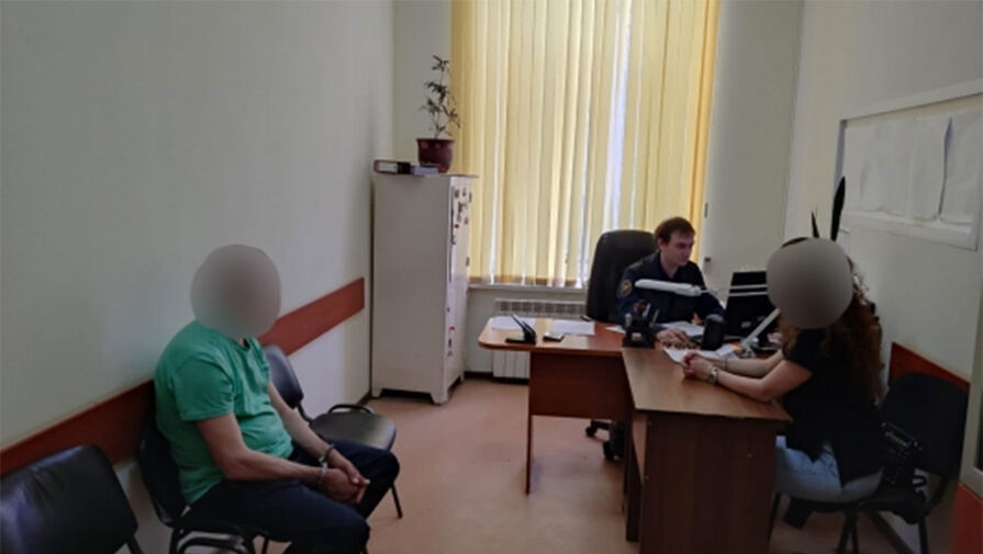 Россиянин изрезал ножом оскорбившую его женщину и задушил ее