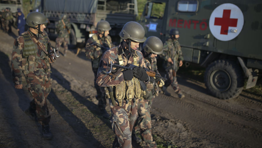 Telex: увольнение офицеров из венгерской армии может быть попыткой сократить связи с НАТО